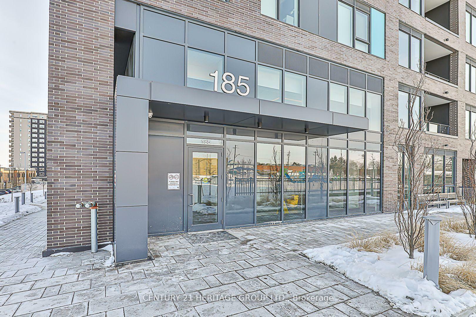 Property Photo: 185 Deerfield Road 306 ON L3Y 0G7