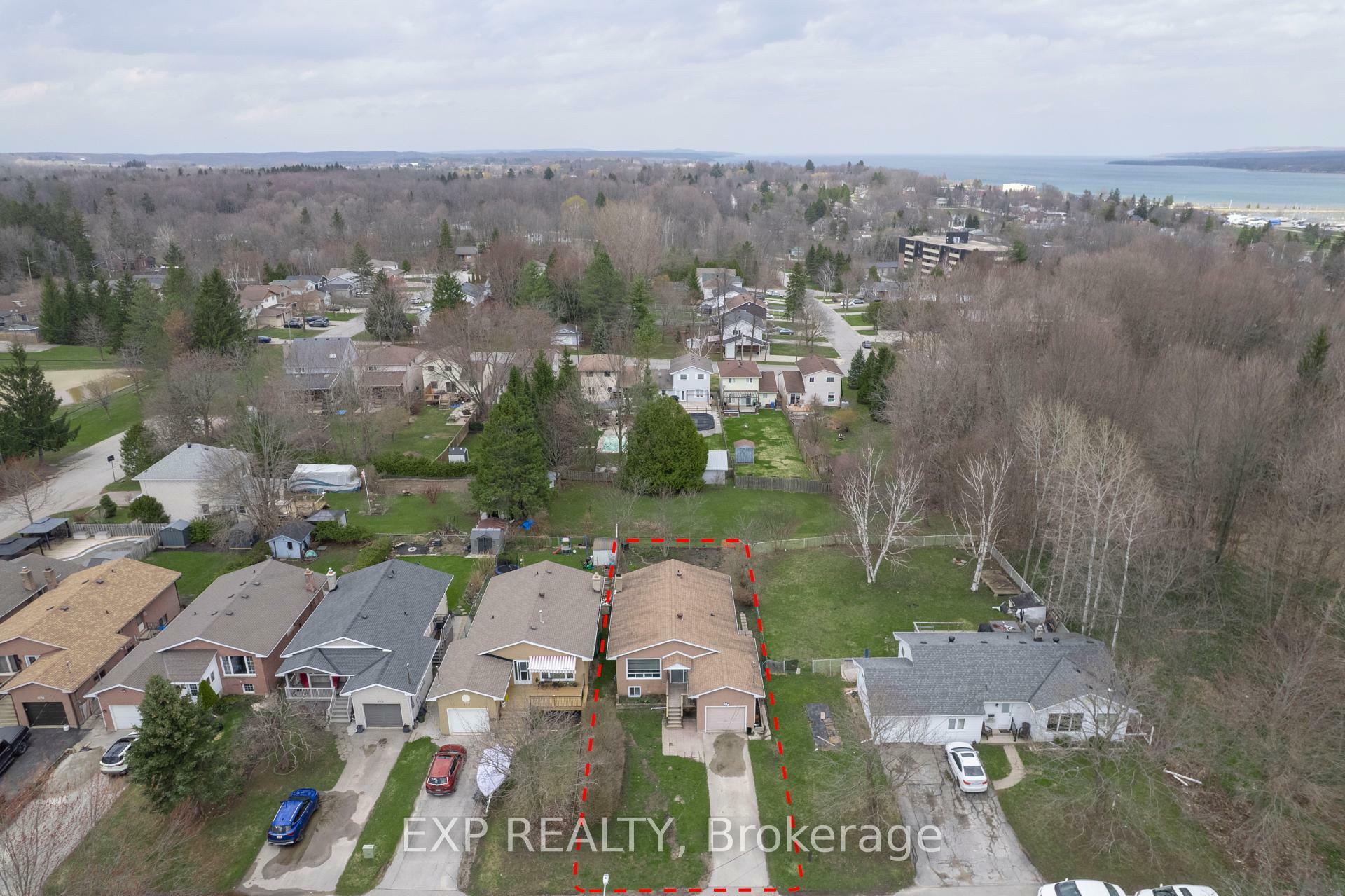 Property Photo: 620 17th Street W ON N4K 4B8
