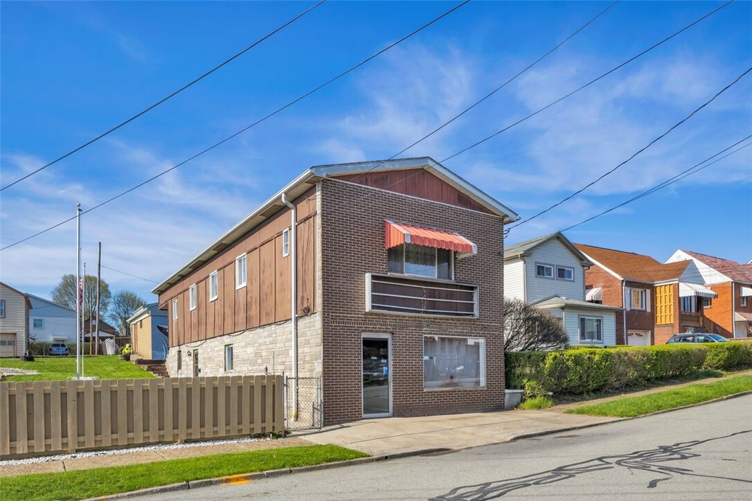 1009 9th Avenue  Brackenridge PA 15014 photo