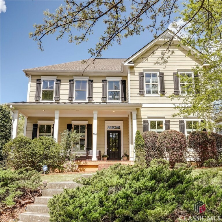 Property Photo: 205 Boundary Street GA 30607