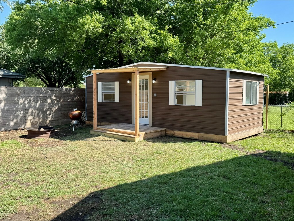 Property Photo: 805 River Bend Drive TX 78628