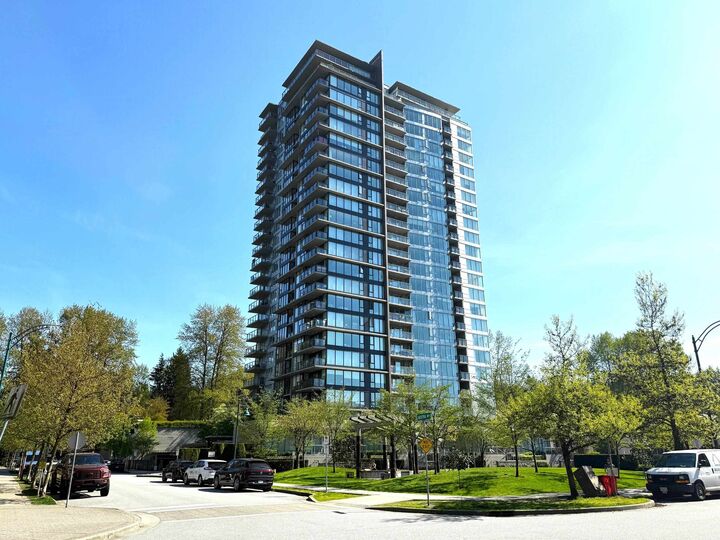 651 Nootka Way 803 — photo 1