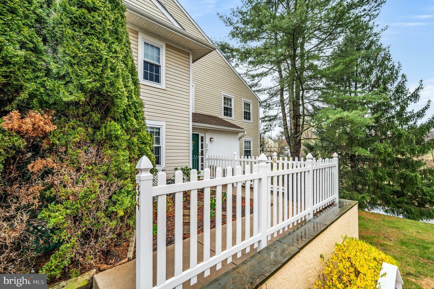 Property Photo: 34 Ashley Court 34 PA 19342