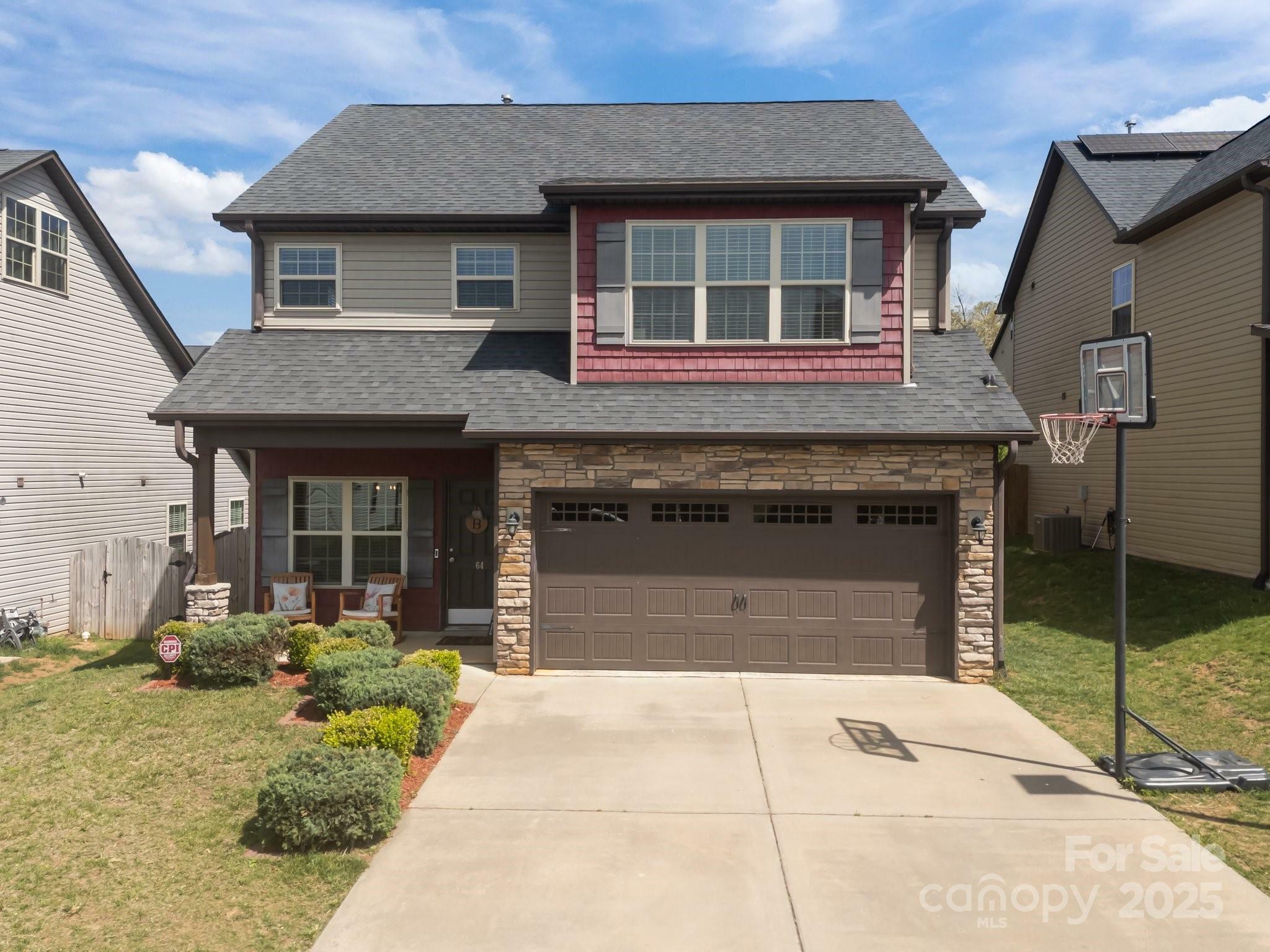 Property Photo: 64 Mallard Run Drive NC 28704