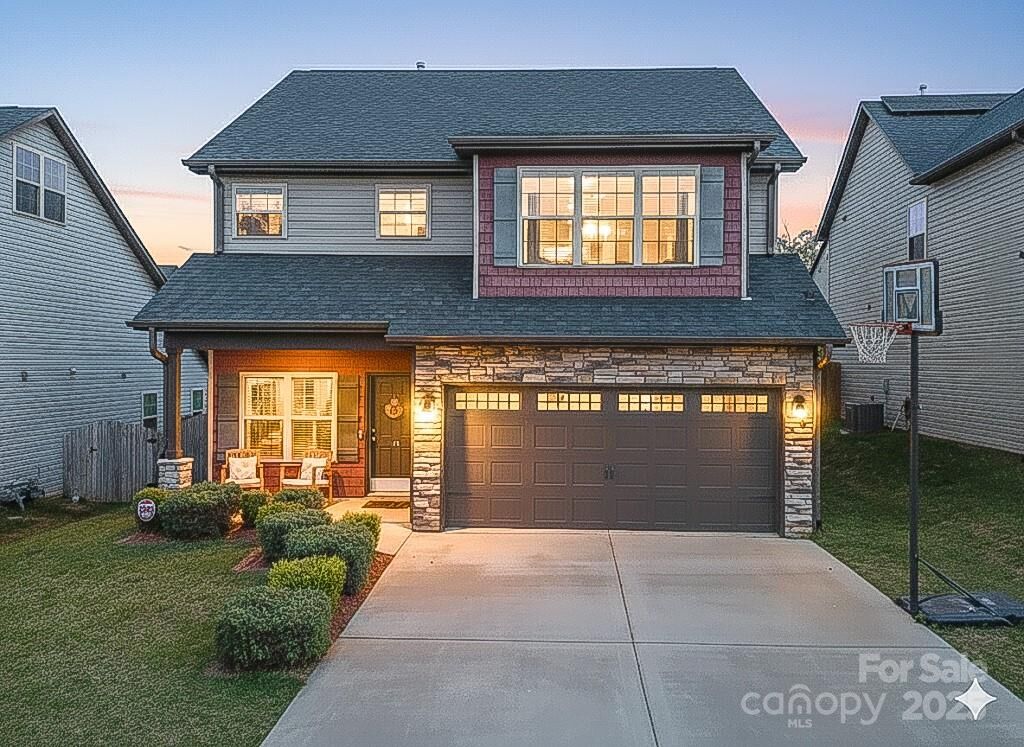 Property Photo: 64 Mallard Run Drive NC 28704