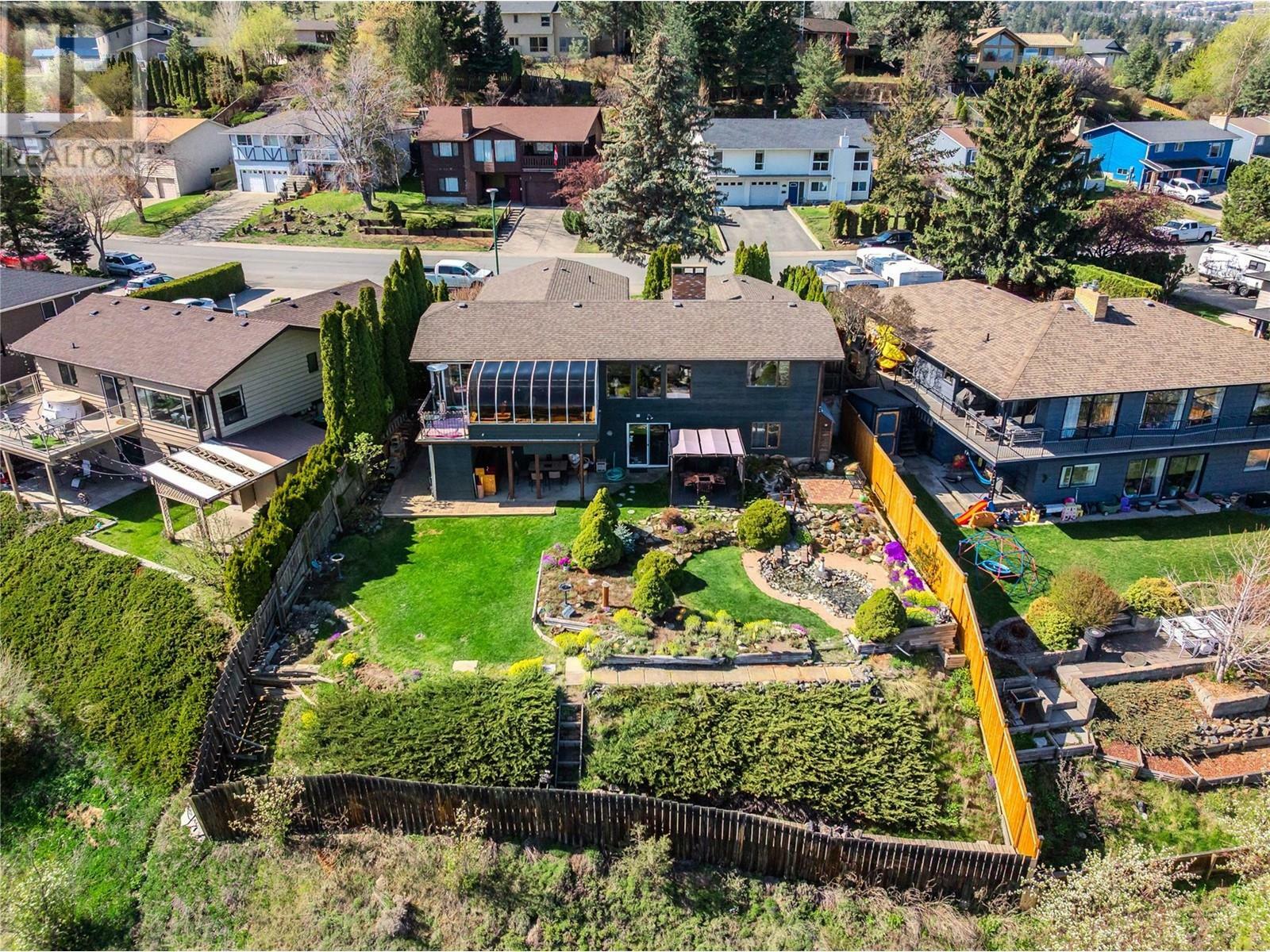 396 Gleneagles Drive  Kamloops BC V2E 1Z4 photo