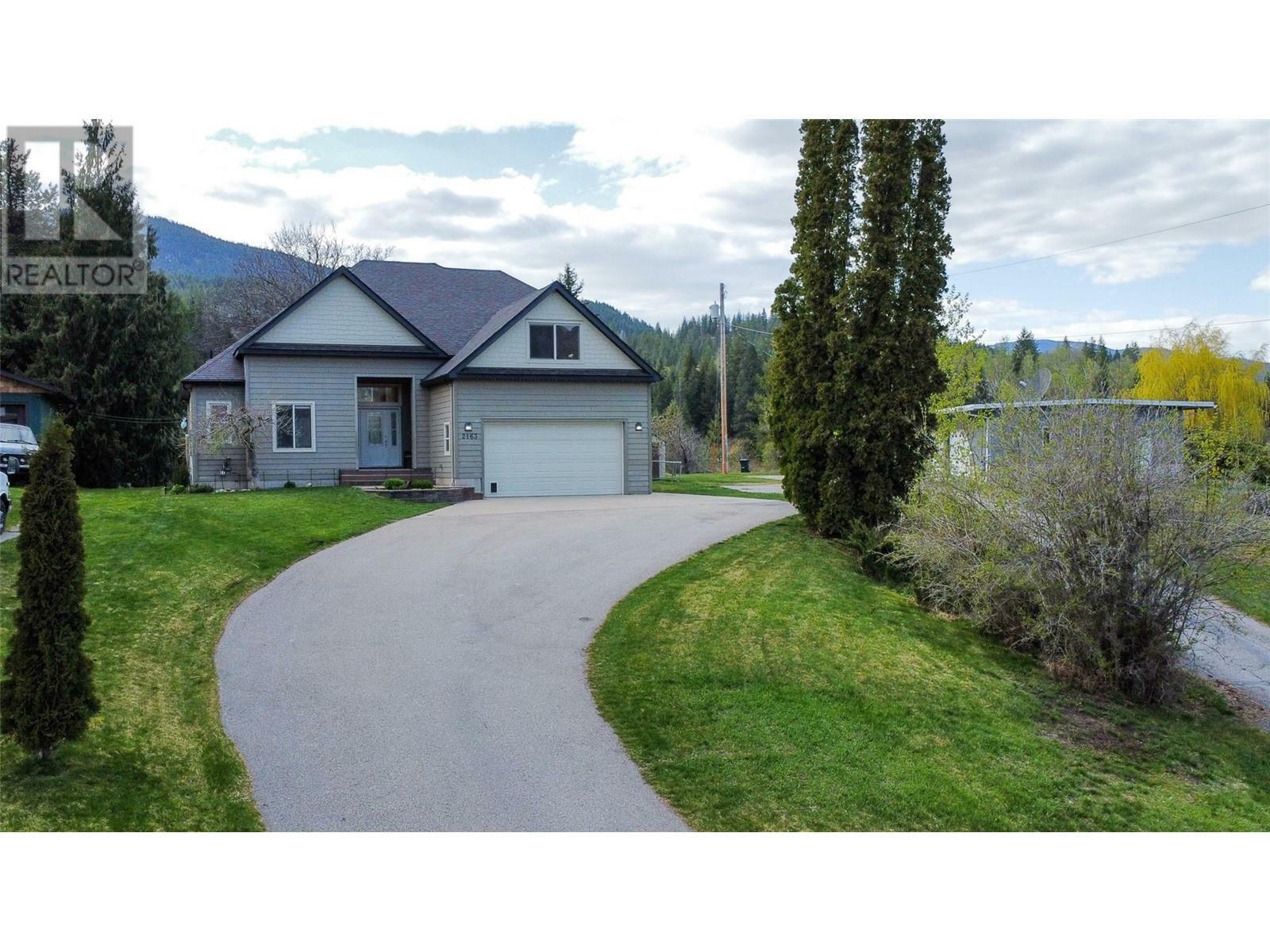 Property Photo:  2163 Crestview Crescent  BC V1N 3B4 