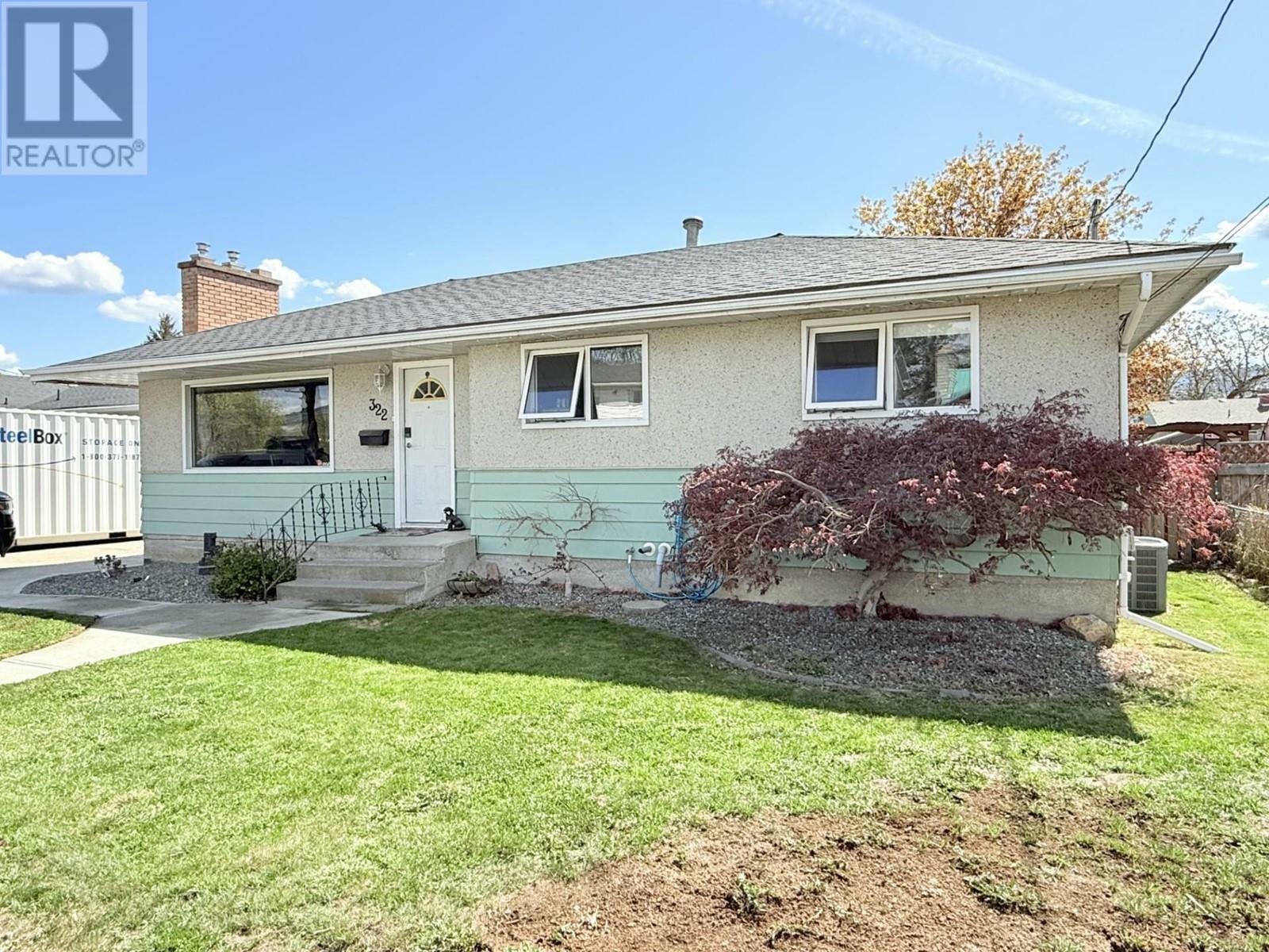 Property Photo: 322 Walnut Avenue BC V2B 1K3