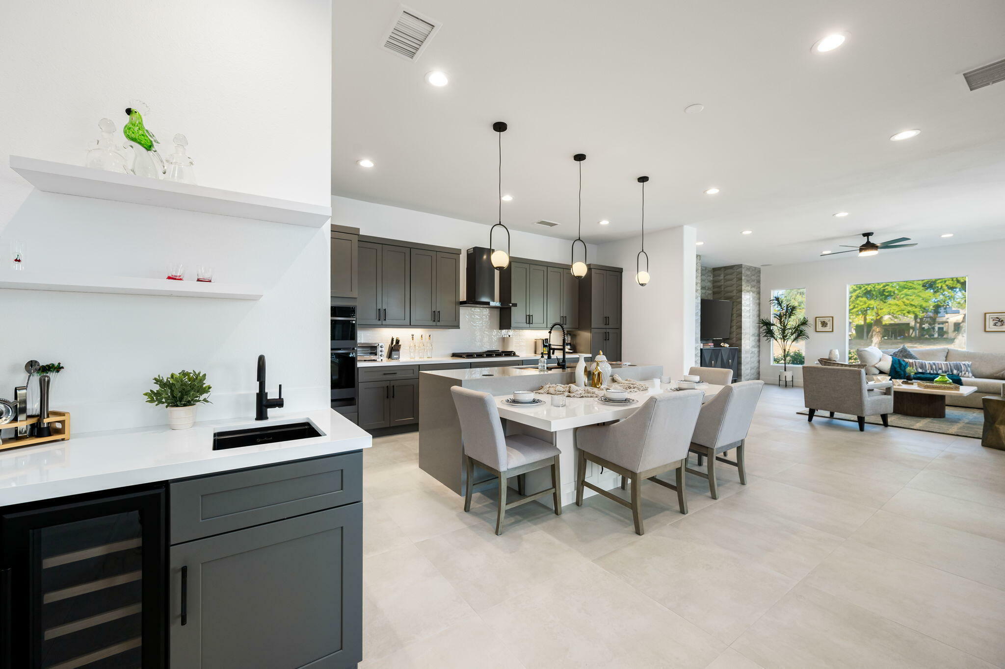 Property Photo:  307 Loch Lomond Road  CA 92270 
