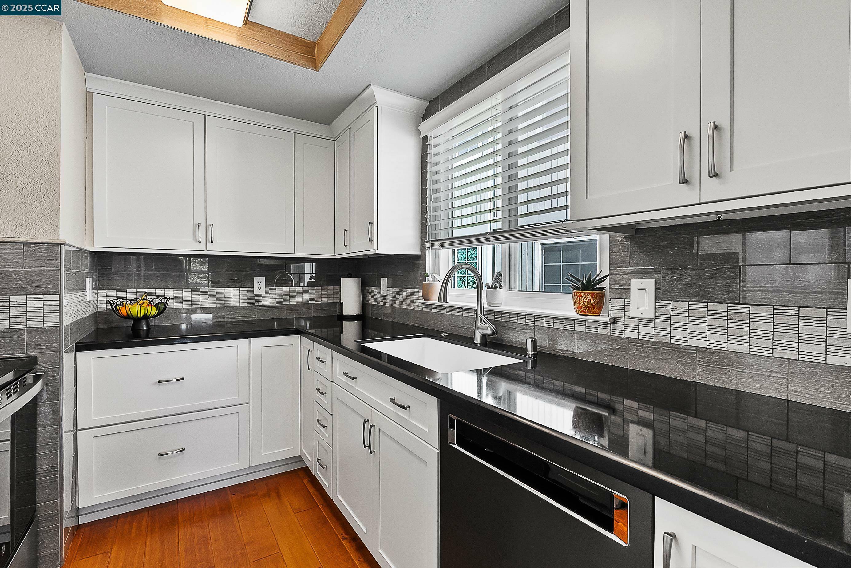 Property Photo: 1817 Shirley Dr CA 94510