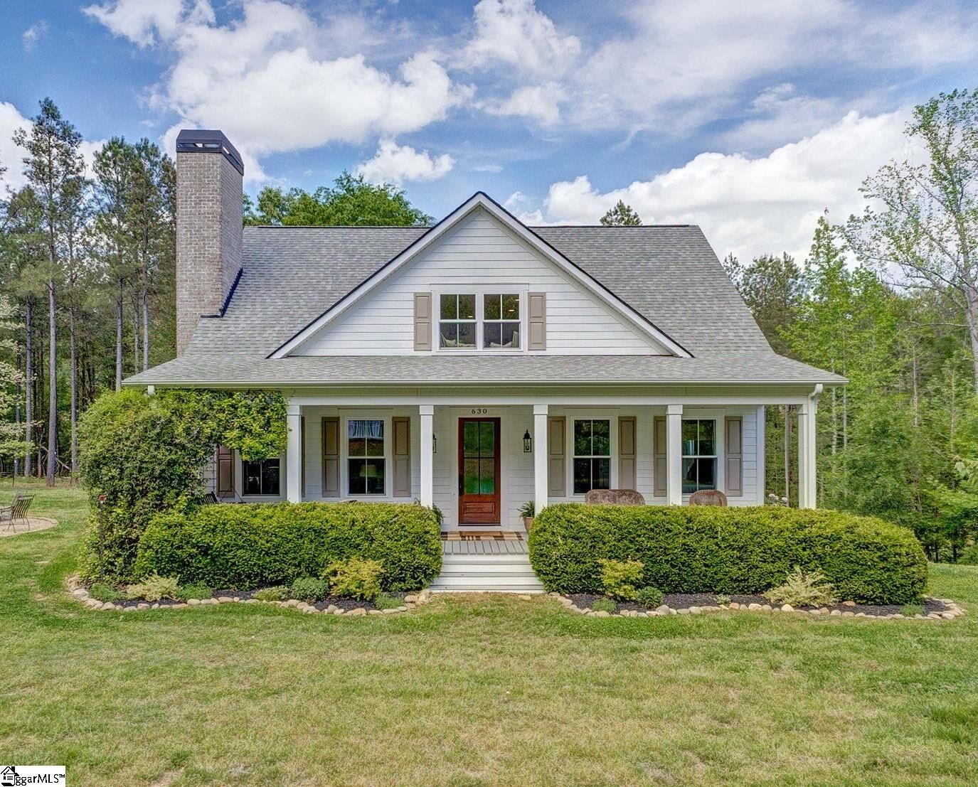 Property Photo: 630 Pickens Drive SC 29670