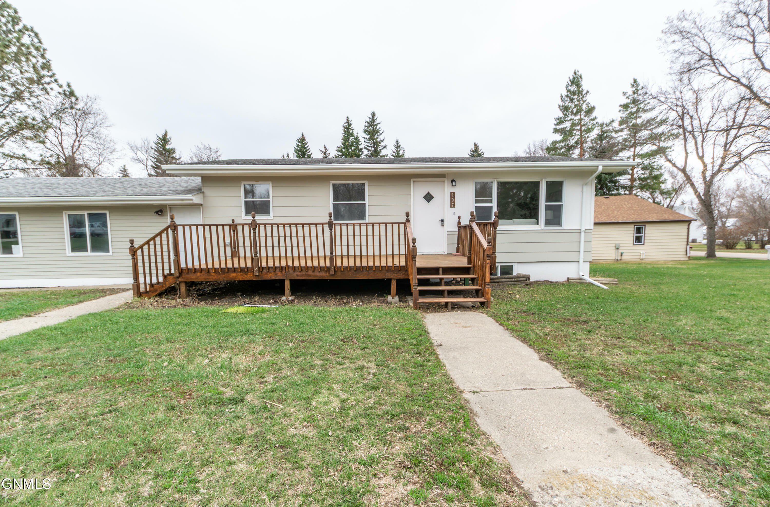 Property Photo: 107 2nd Street E ND 58530