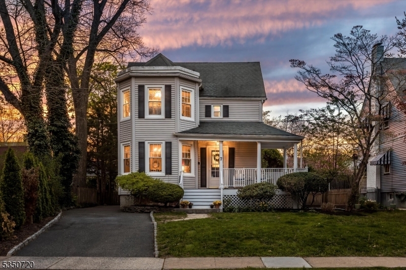 7 Orange Ave  Cranford Twp. NJ 07016 photo