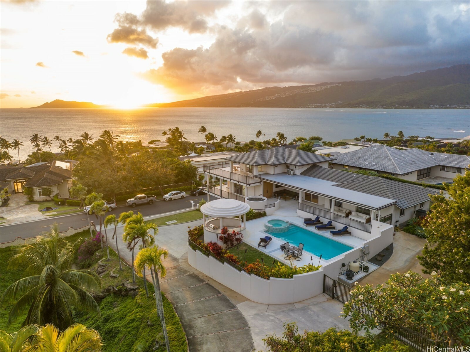 Property Photo: 75 Poipu Drive HI 96825