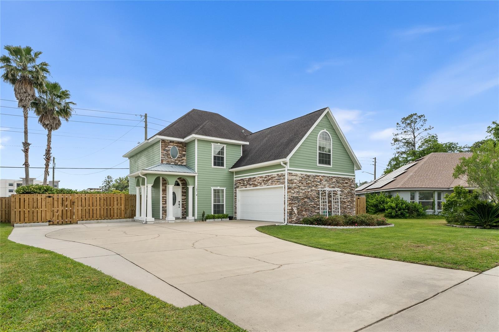 Property Photo: 11931 NW 8th Road FL 32606