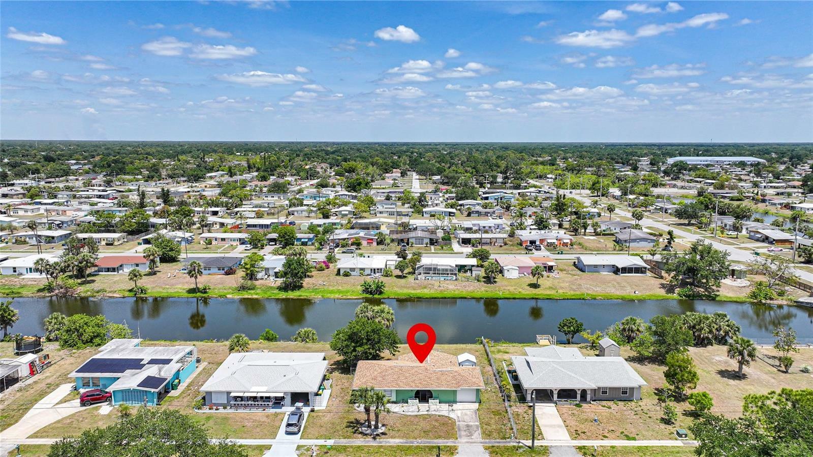 Property Photo: 2163 Easy Street FL 33952
