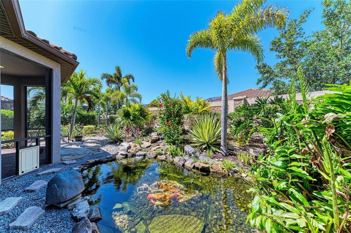 Property Photo:  4908 Tivoli Run  FL 34211 