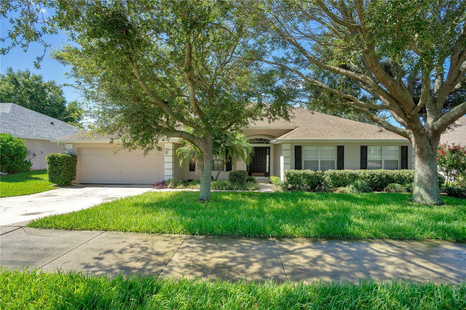 Property Photo: 1375 Willow Wind Drive FL 34711
