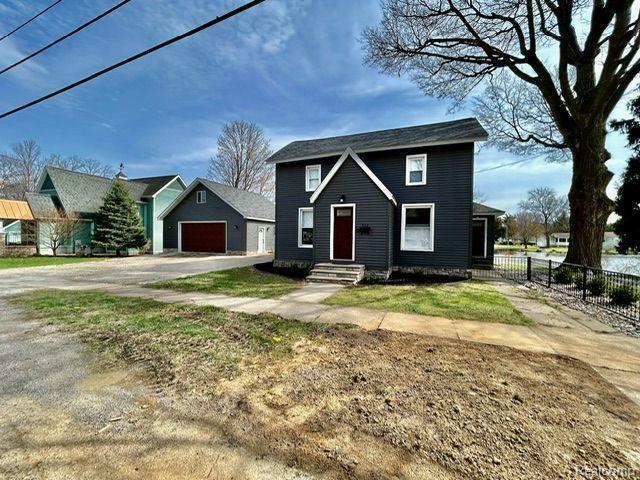 Property Photo: 412 E Ellen Street MI 48430 2121