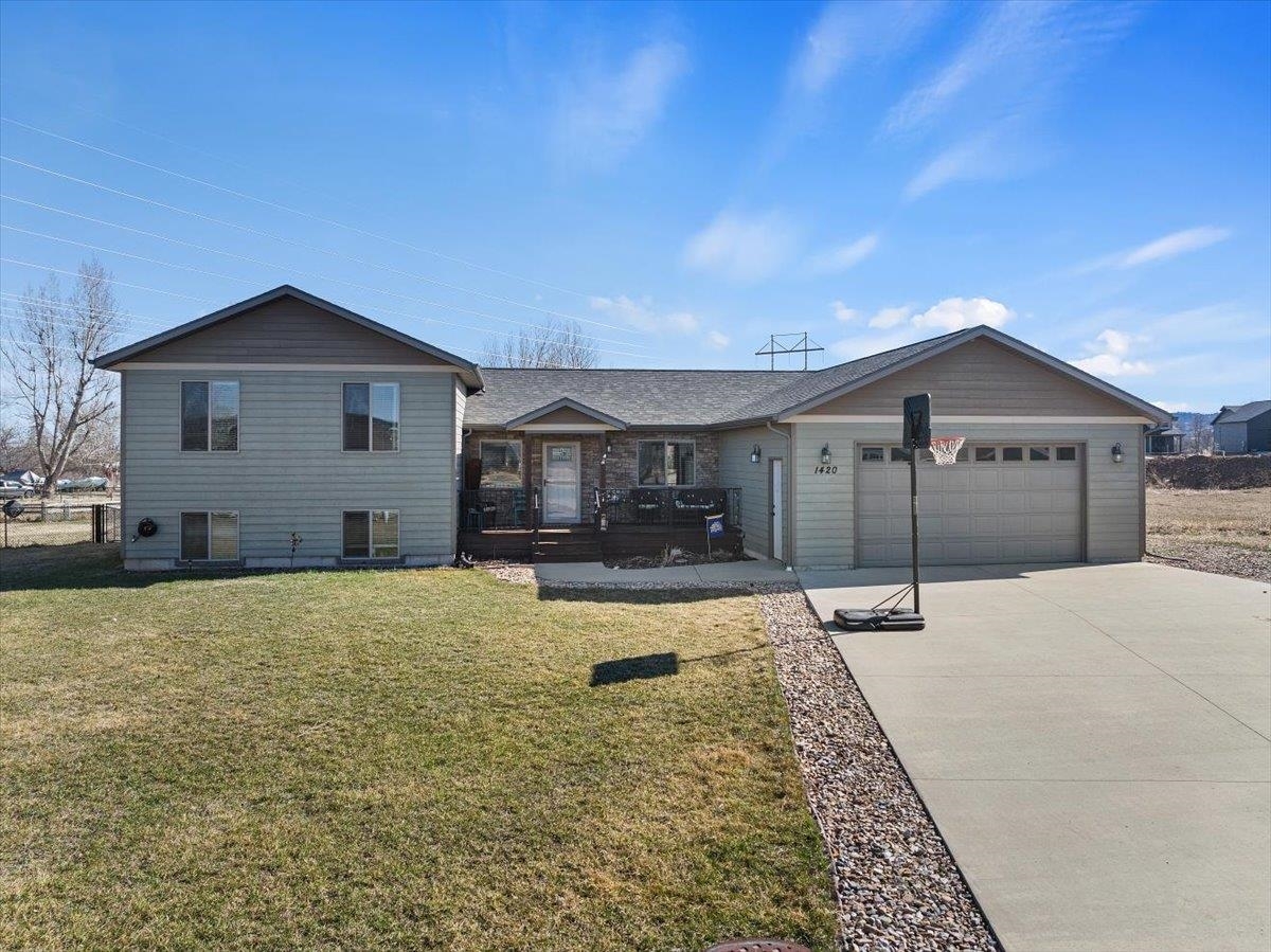 1420 Shoshone Avenue  Spearfish SD 57783 photo