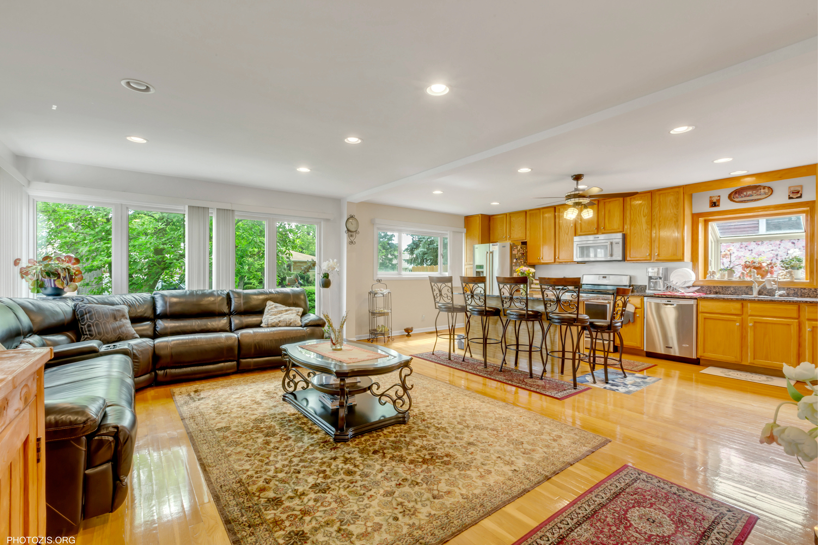 Property Photo: 8936 N Elmore Street IL 60714