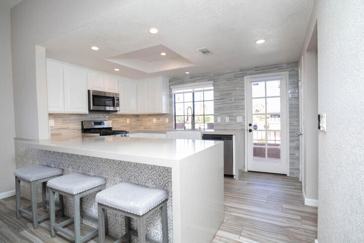 46395 Ryway Place 9  Palm Desert CA 92260 photo