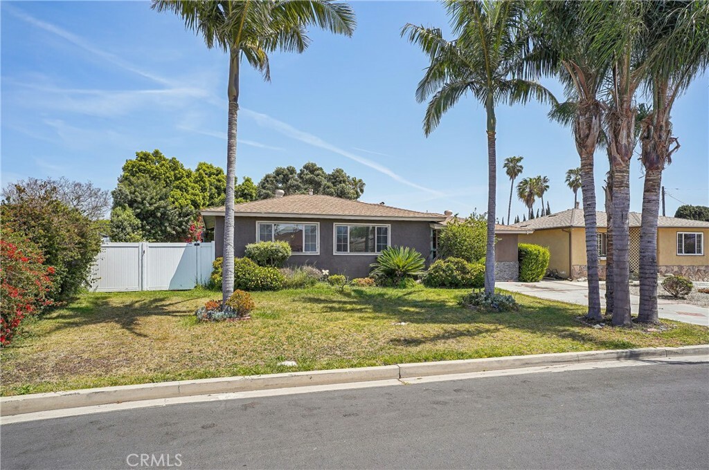 Property Photo: 21120 Dalton Avenue CA 90501