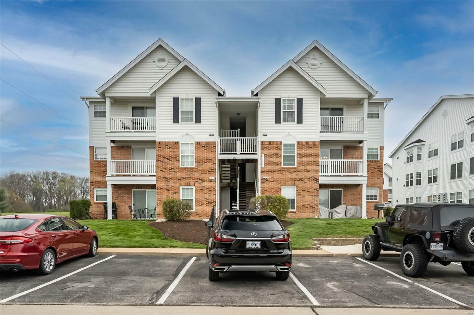 Property Photo:  1217 Woodland Point Drive D  MO 63146 