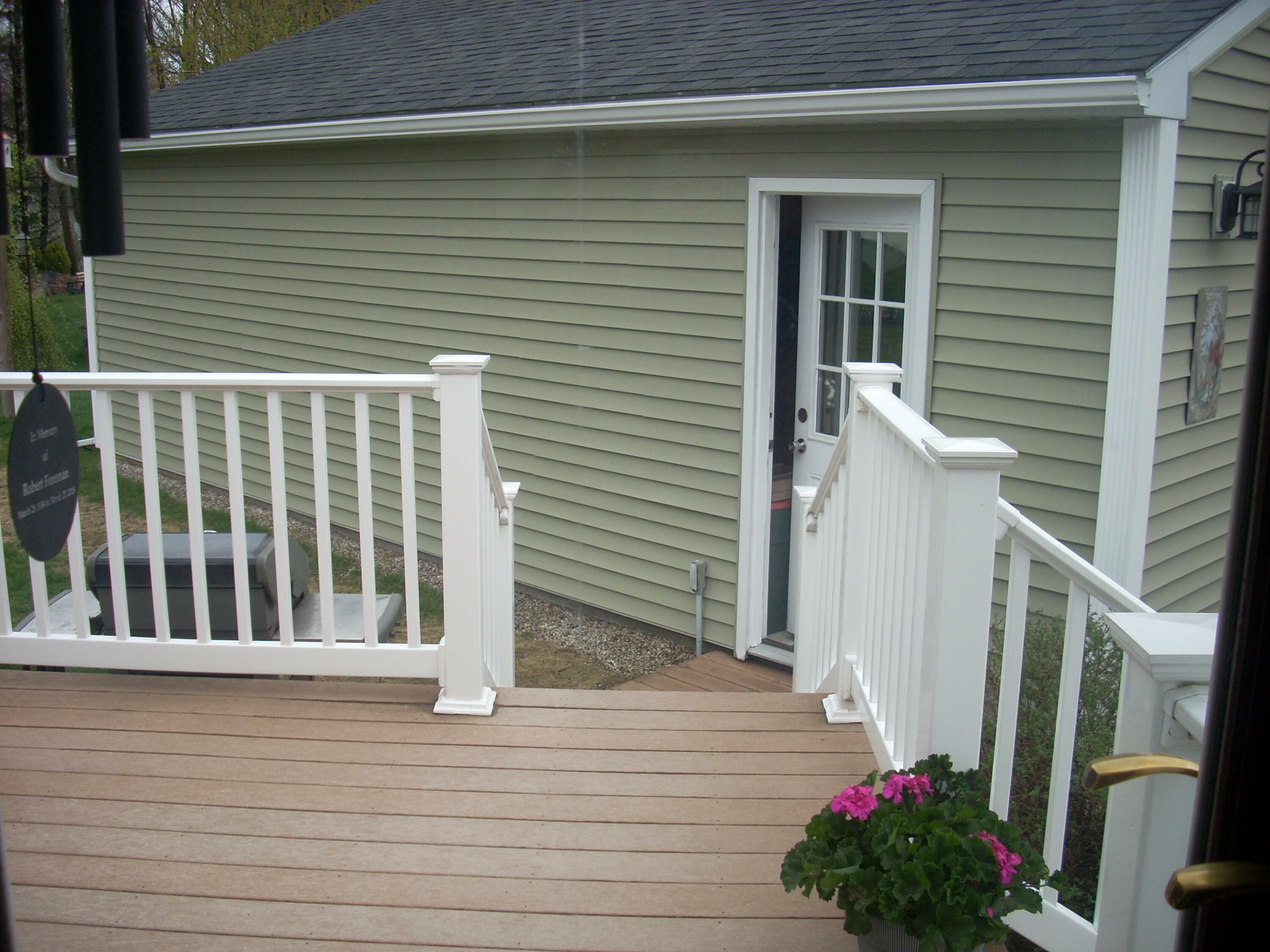 Property Photo: 18 Hershey Lane ME 04090