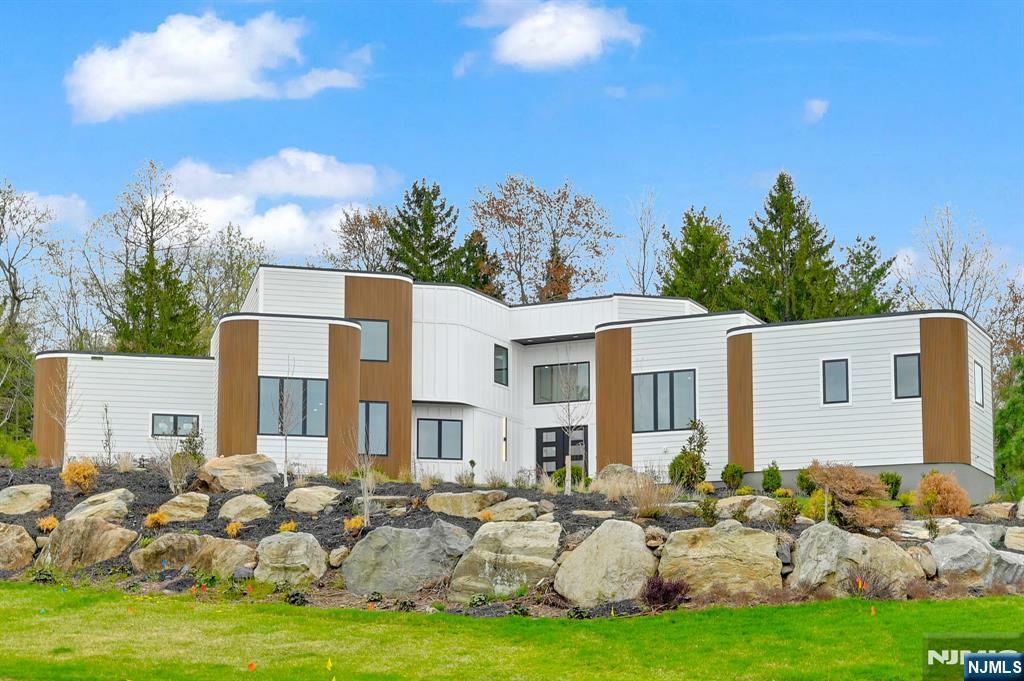 Property Photo: 87 S Chestnut Street NJ 07039
