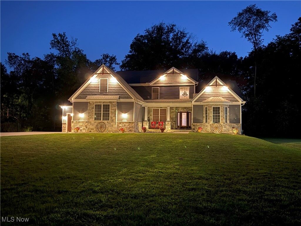Property Photo: 4534 Glen Eagle Drive OH 44141
