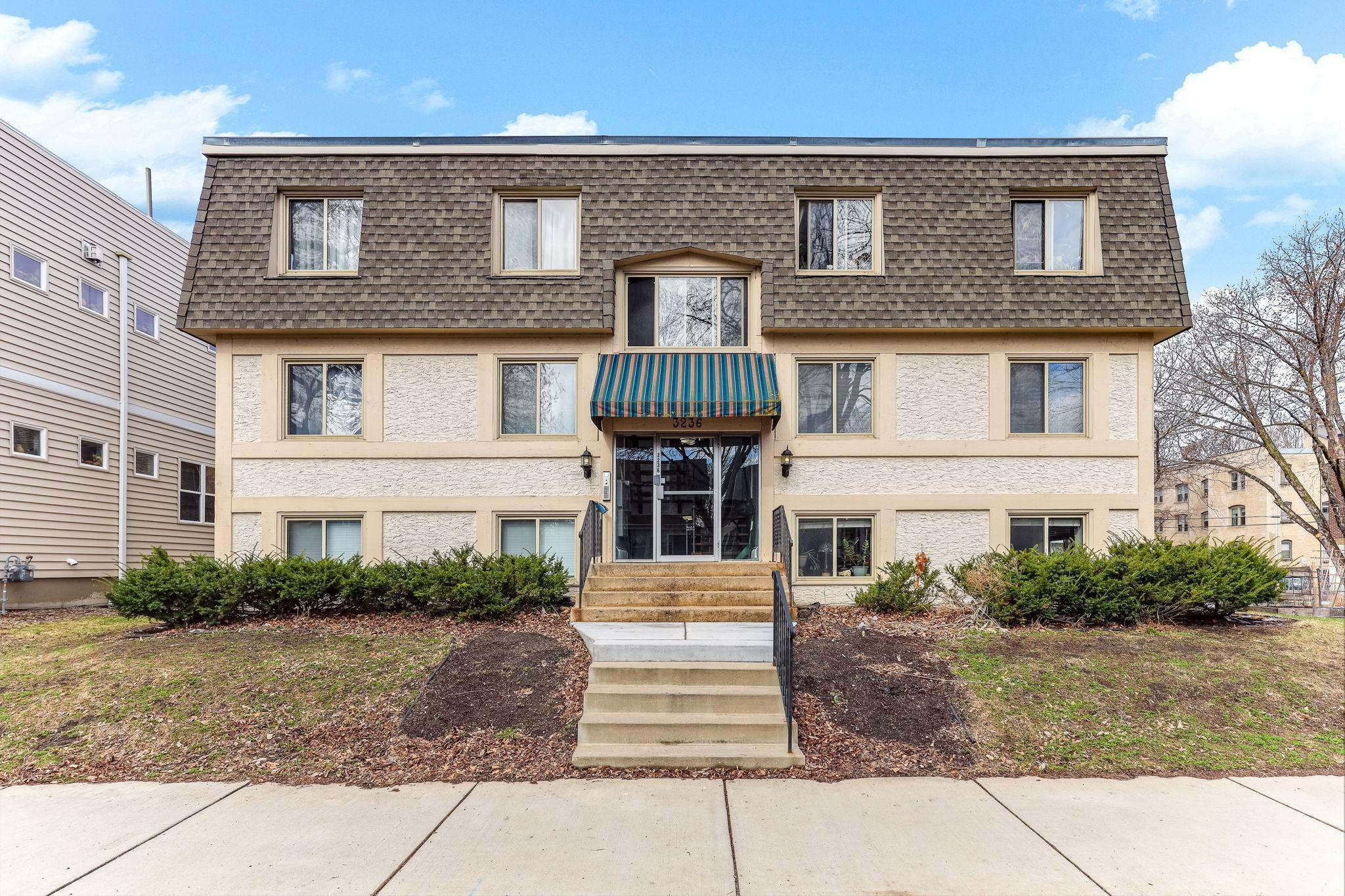 Property Photo: 3236 Garfield Avenue 201 MN 55408