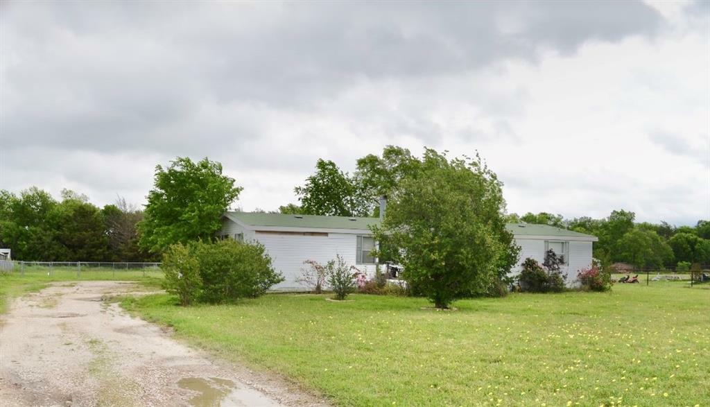 Property Photo: 9248 Douglas Circle TX 75160