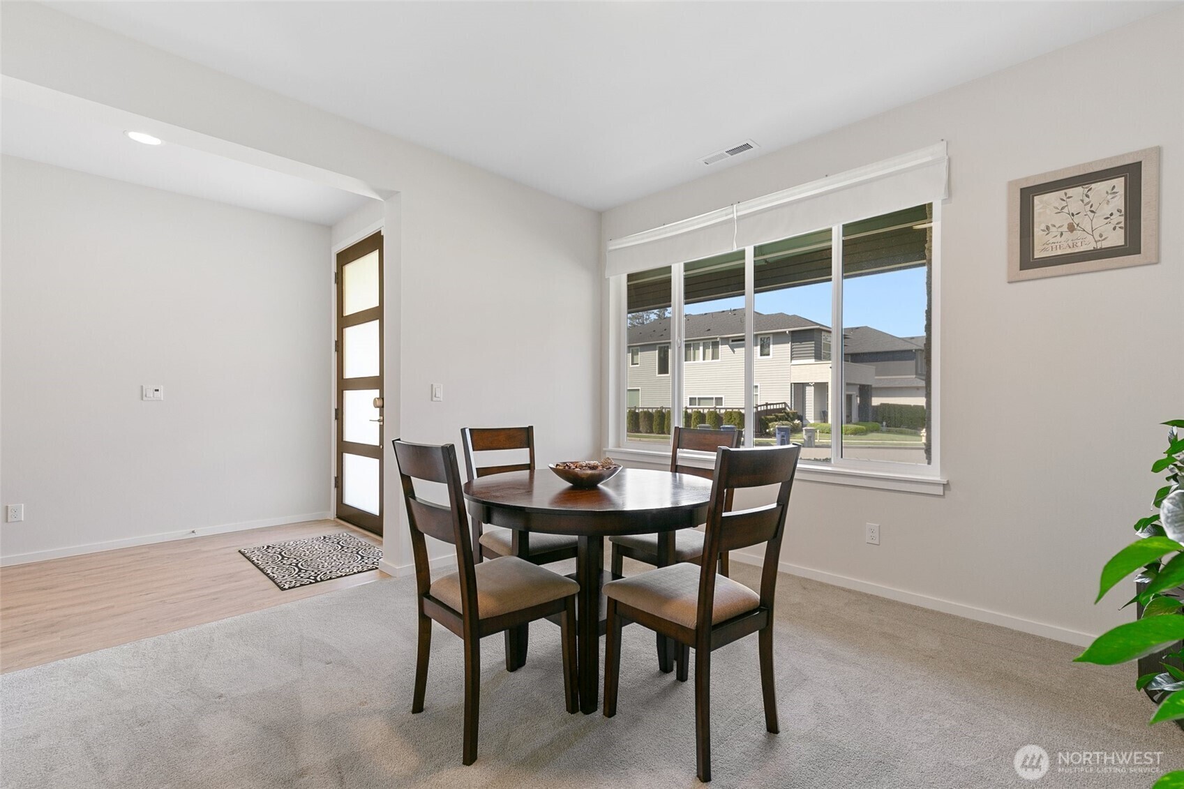 Property Photo: 22325 SE 39th Place WA 98075