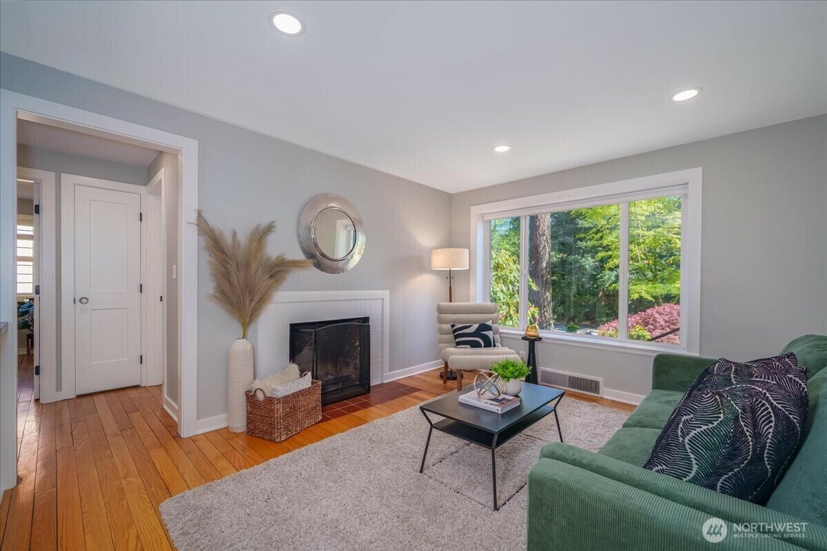Property Photo: 8305 31st Avenue NE WA 98115