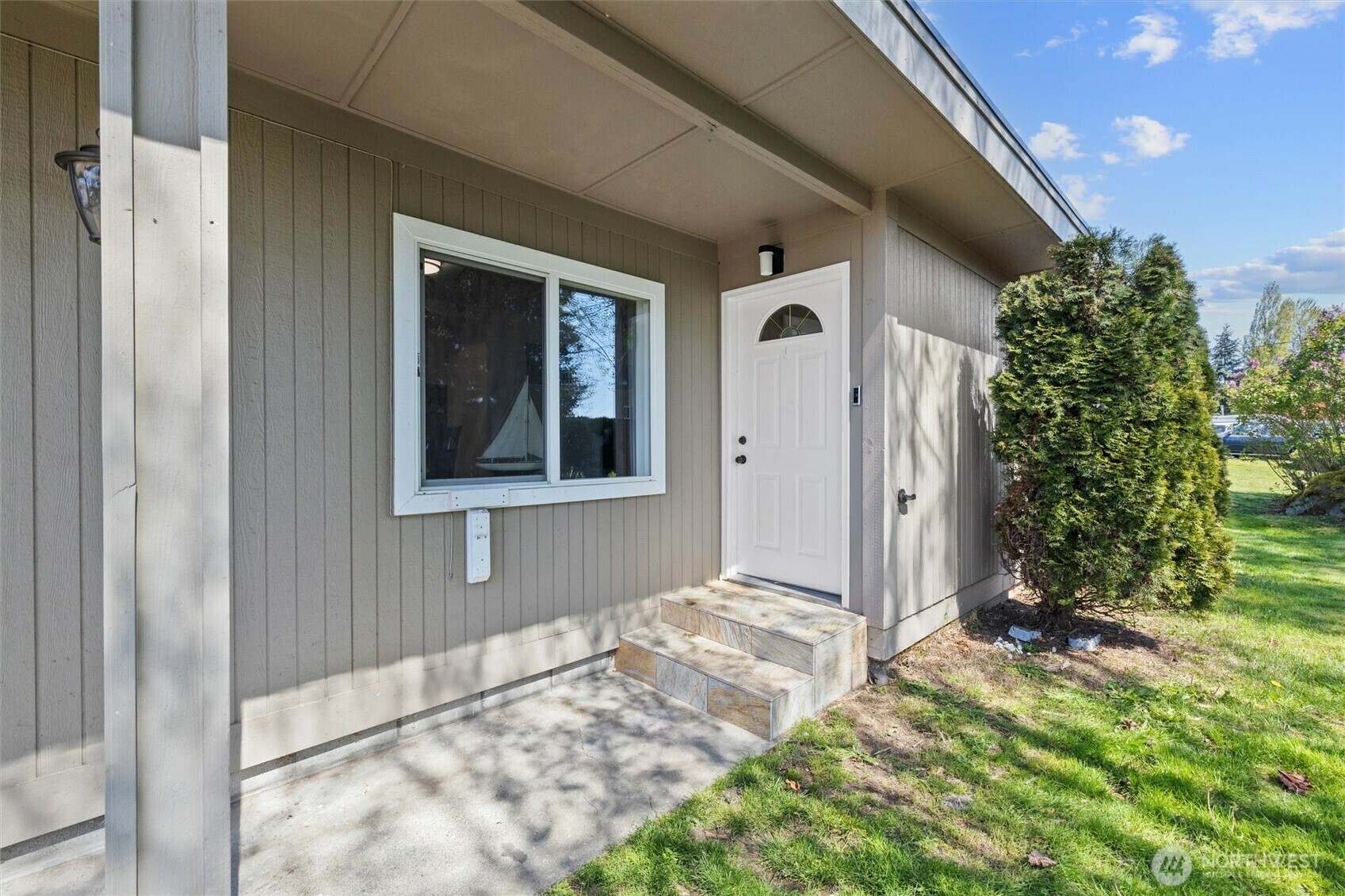Property Photo: 2109 124th Street SE WA 98208