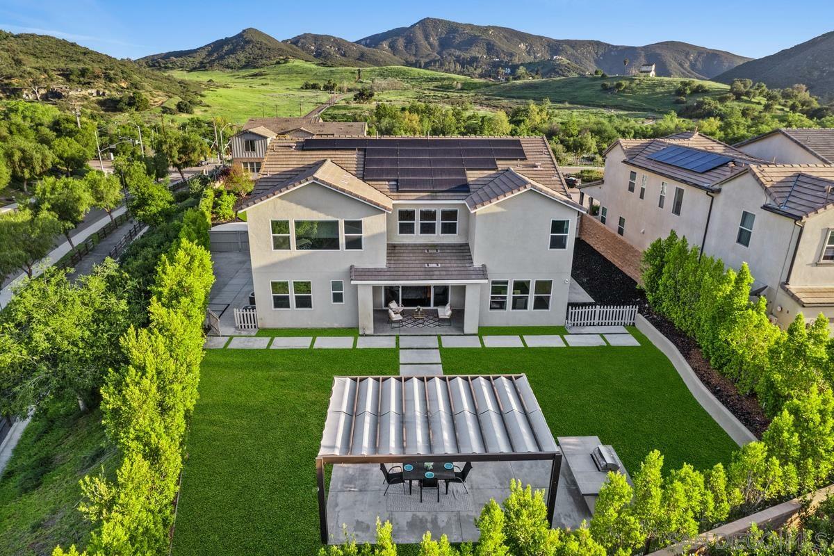 Property Photo: 2807 California Poppy Street CA 92029