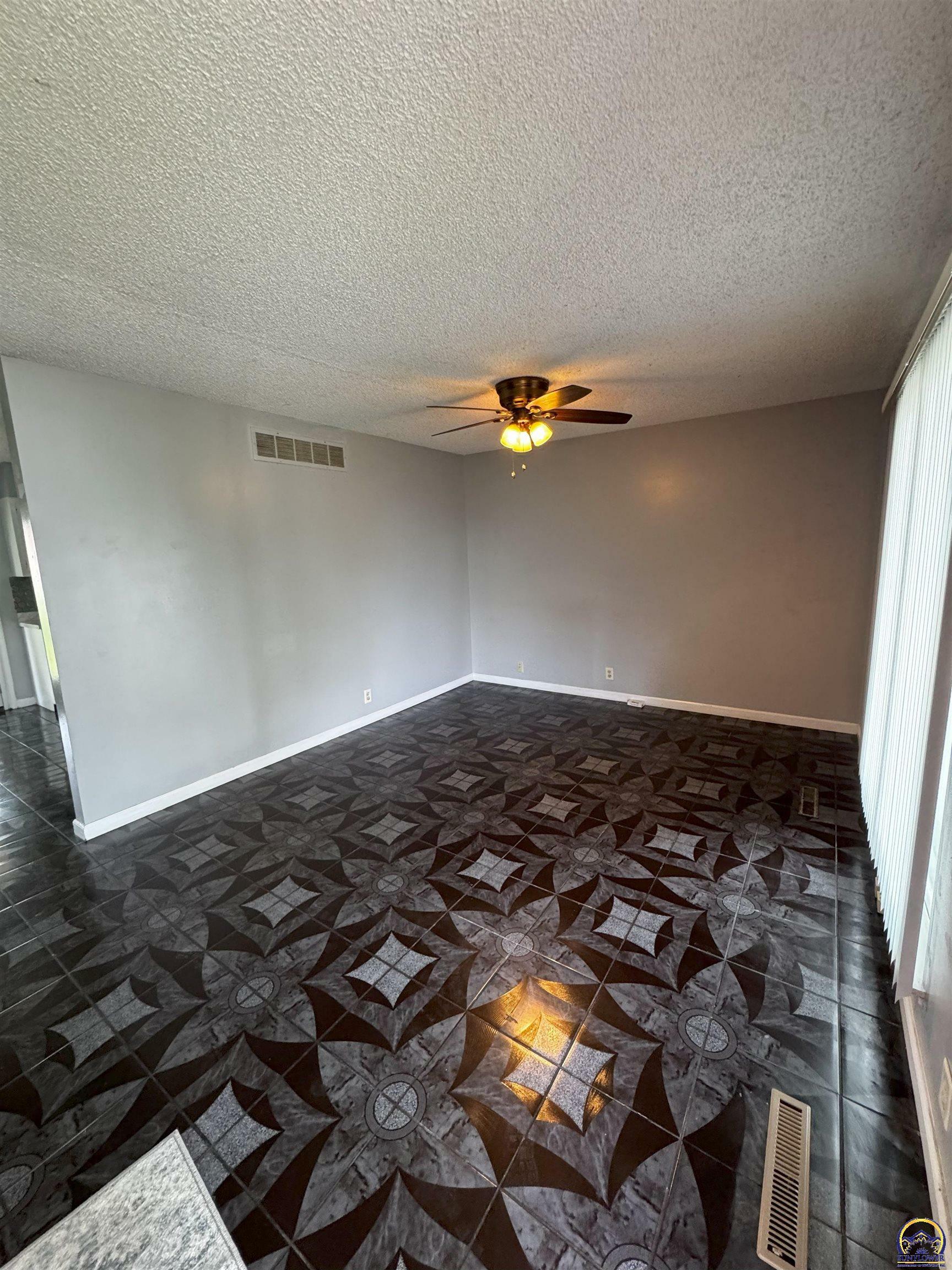Property Photo: 2918 Sutton Pl KS 66801