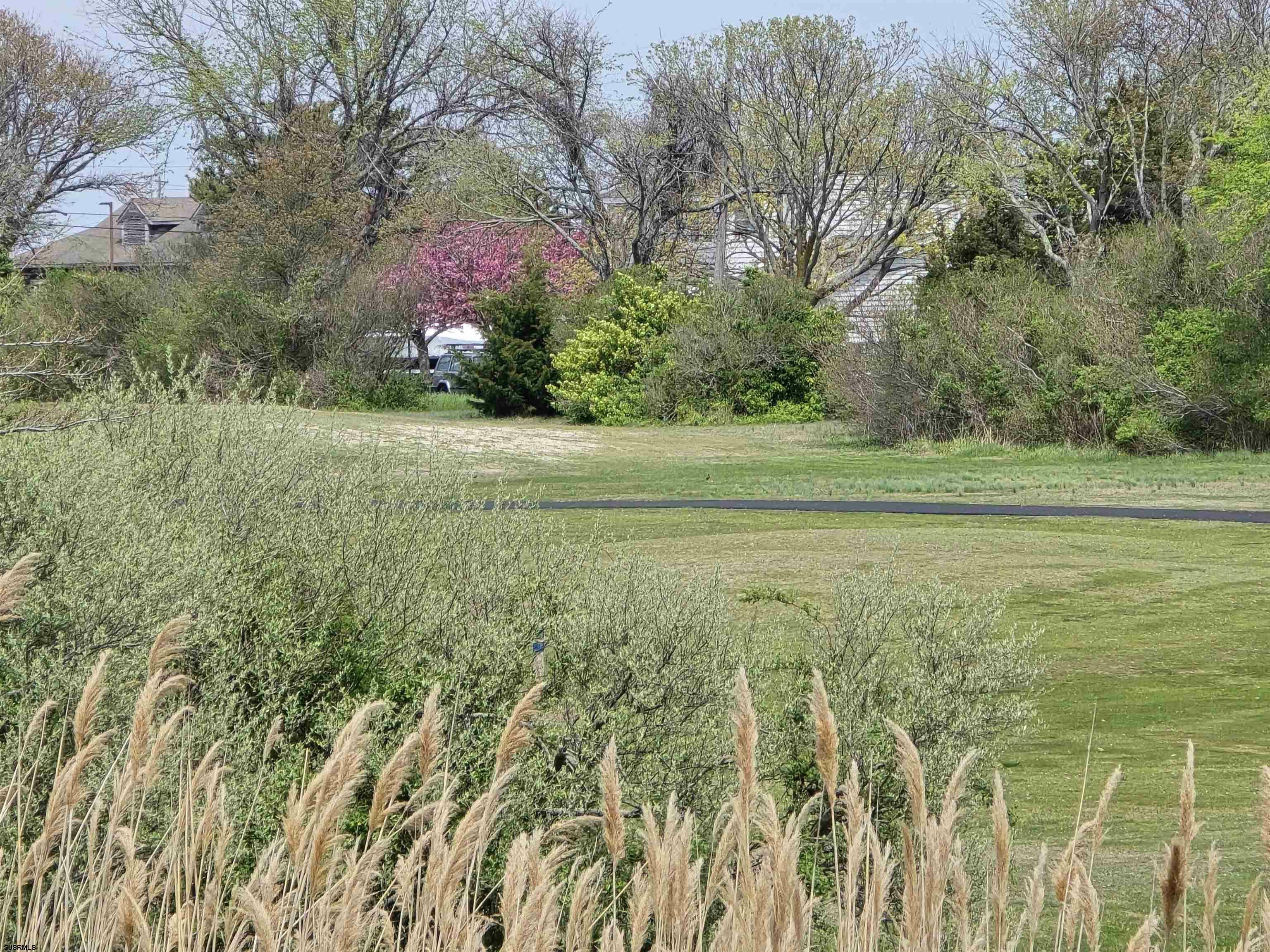 Property Photo: 17 Vardon Road NJ 08203-2721