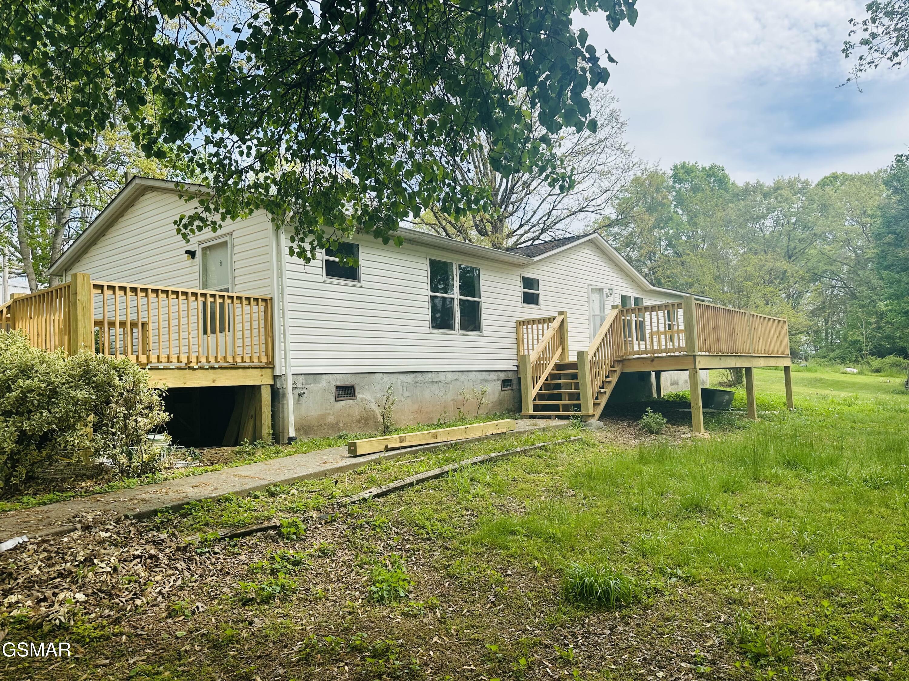 Property Photo: 971 Lee Road Road TN 37890