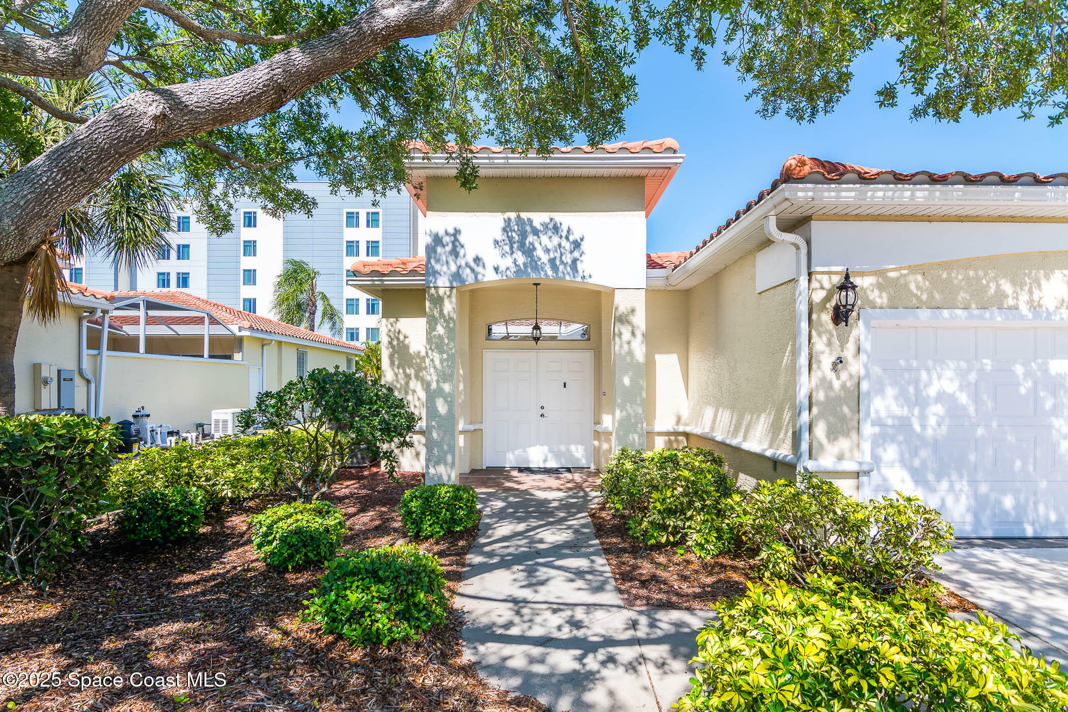 Property Photo: 806 Bayside Drive FL 32920