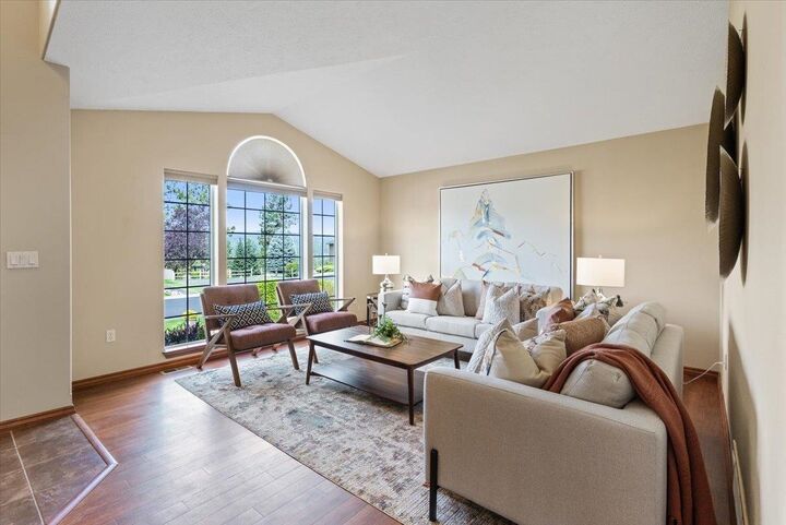 Property Photo: 28 E Lindsey Ln WA 99208