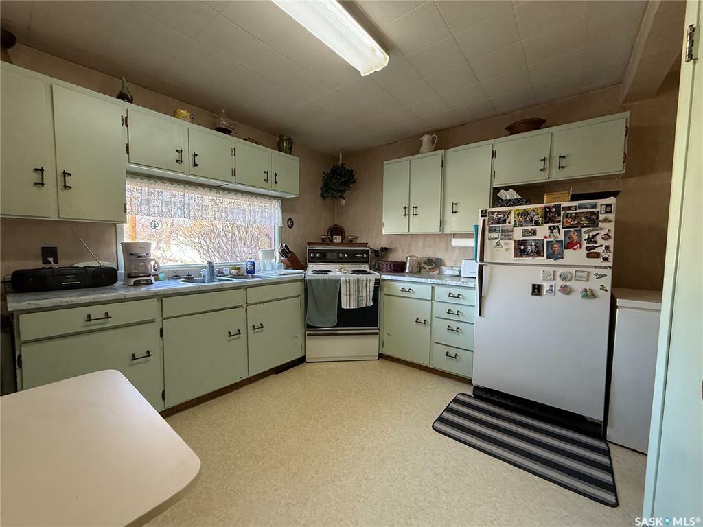Property Photo: 1511 93rd Street SK S9A 0C3
