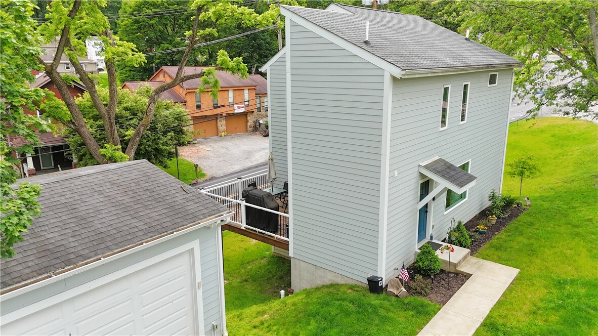Property Photo: 3960 Parkview Ln. PA 15101