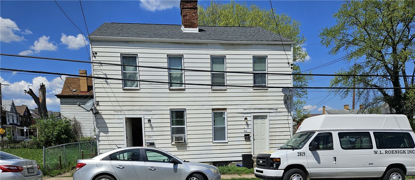 Property Photo: 316-318 Tabor St PA 15204