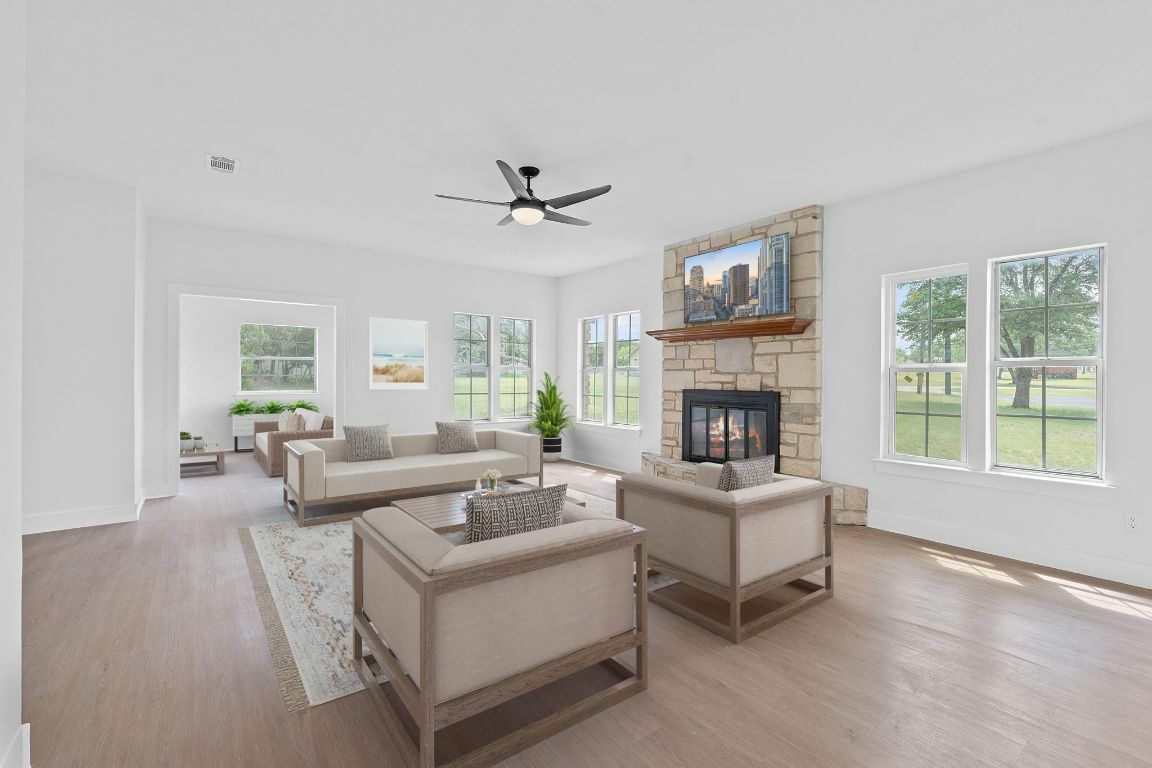 Property Photo: 300 Fawn Lane TX 78628