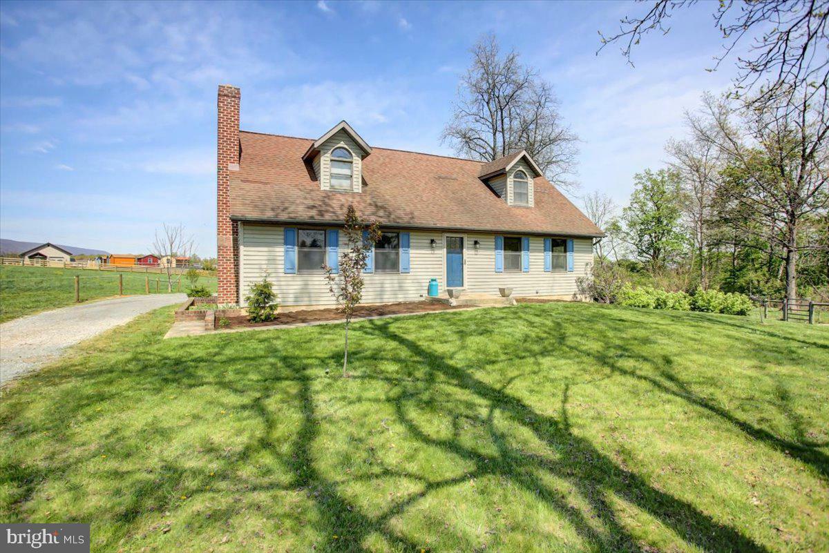 2689 Apple Way  Chambersburg PA 17202 photo