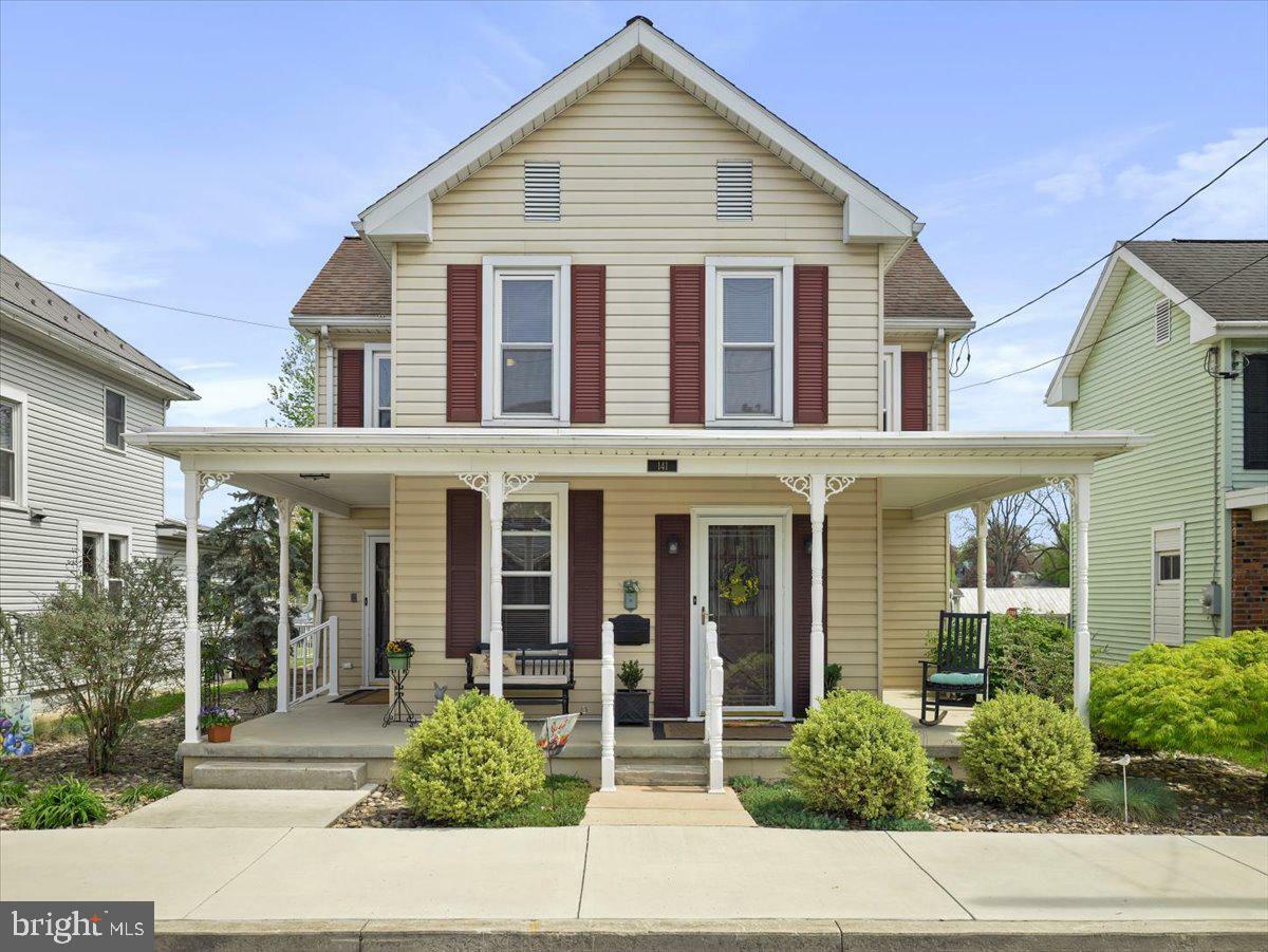 Property Photo: 141 N Allison Street PA 17225