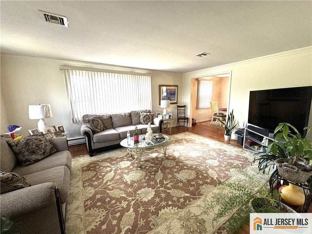 Property Photo:  156 Pelham Lane 156N  NJ 08831 