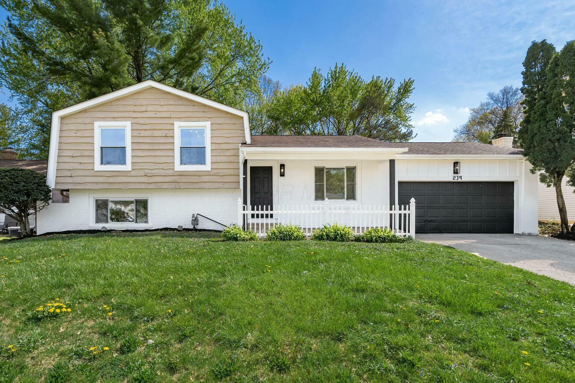 239 Chapelfield Road  Columbus OH 43230 photo